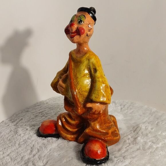 Signed Vtg. Paper Mache Clown - Picture 6 of 7